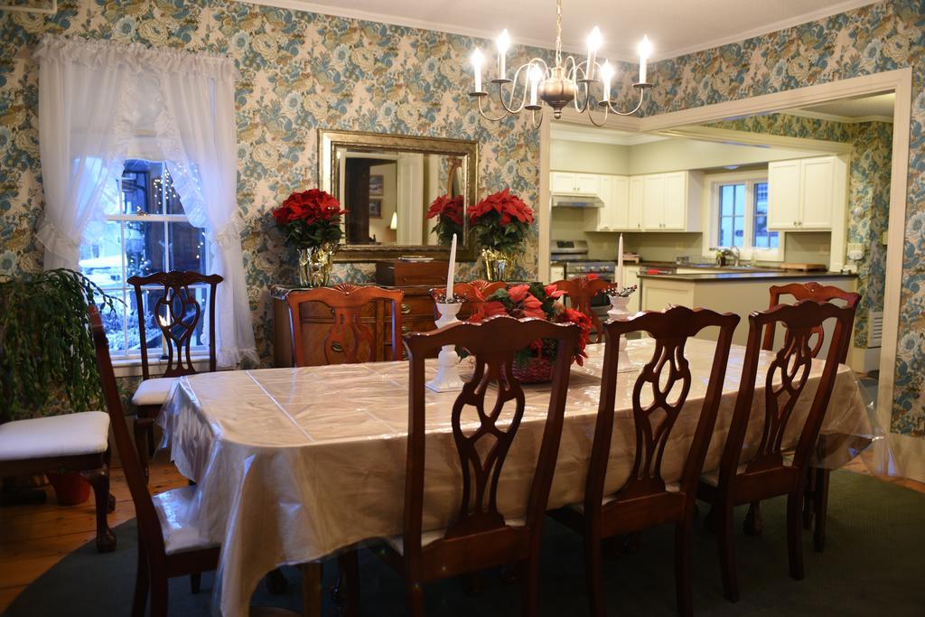1860 House Inn And Rental Home Essex Δωμάτιο φωτογραφία